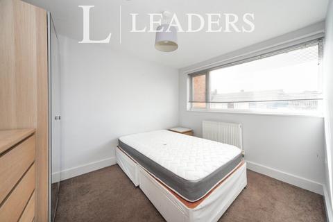undefined, Fermor Crescent, Luton, LU2