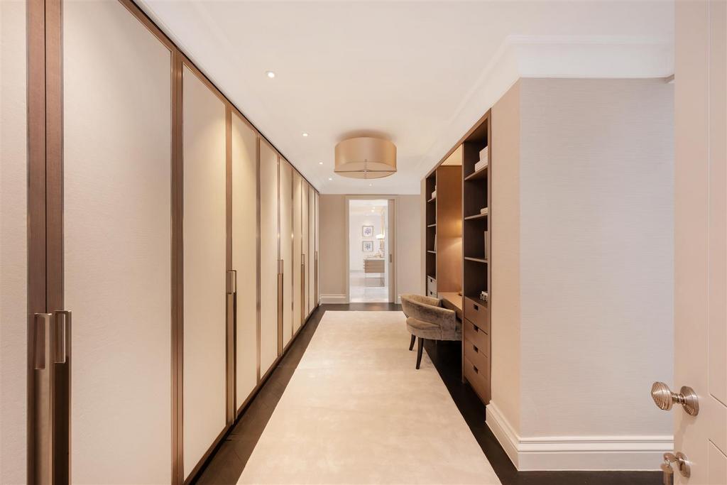 49 Eaton Place Hi-28.jpg