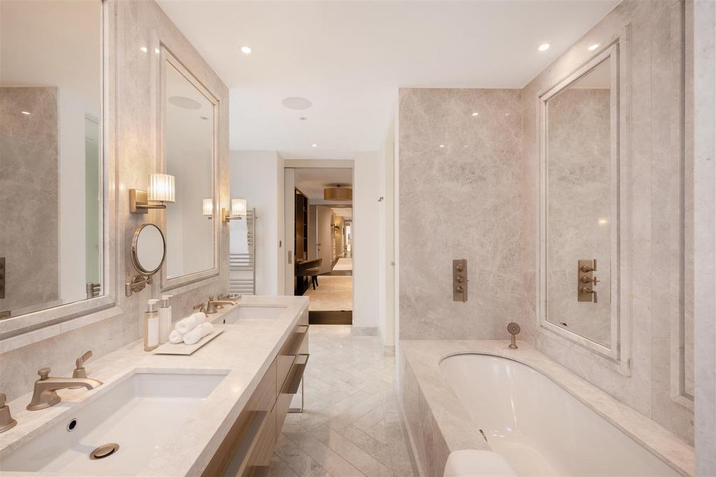 49 Eaton Place Hi-32.jpg