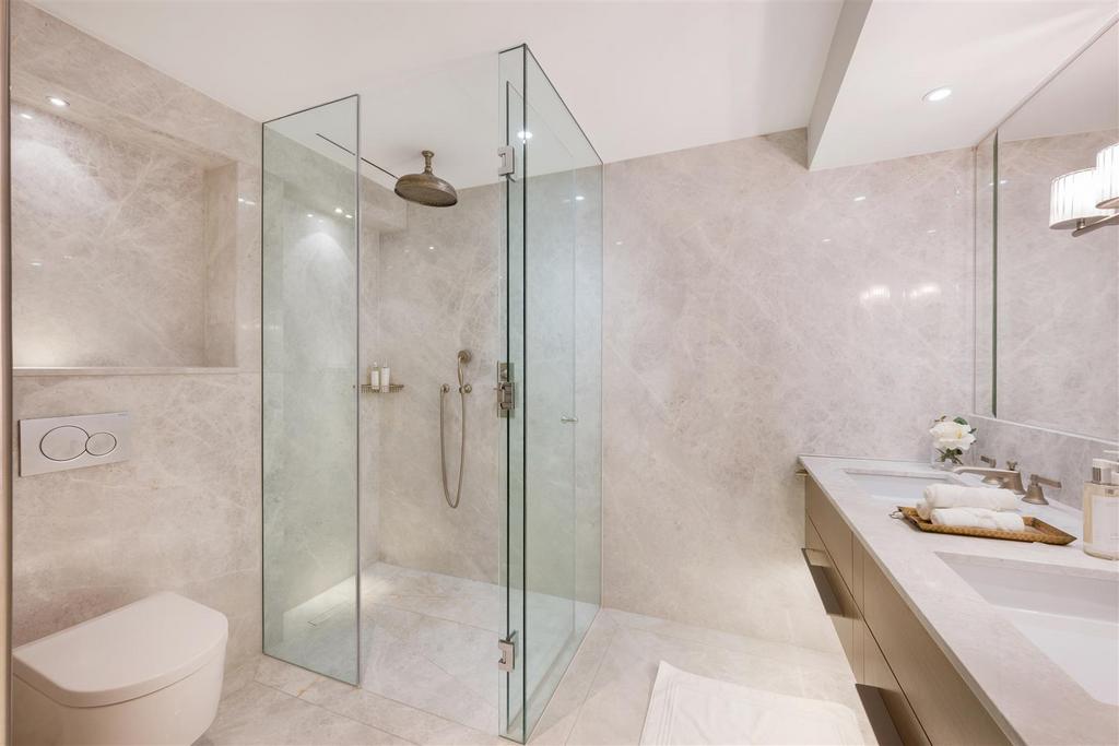 49 Eaton Place Hi-27.jpg