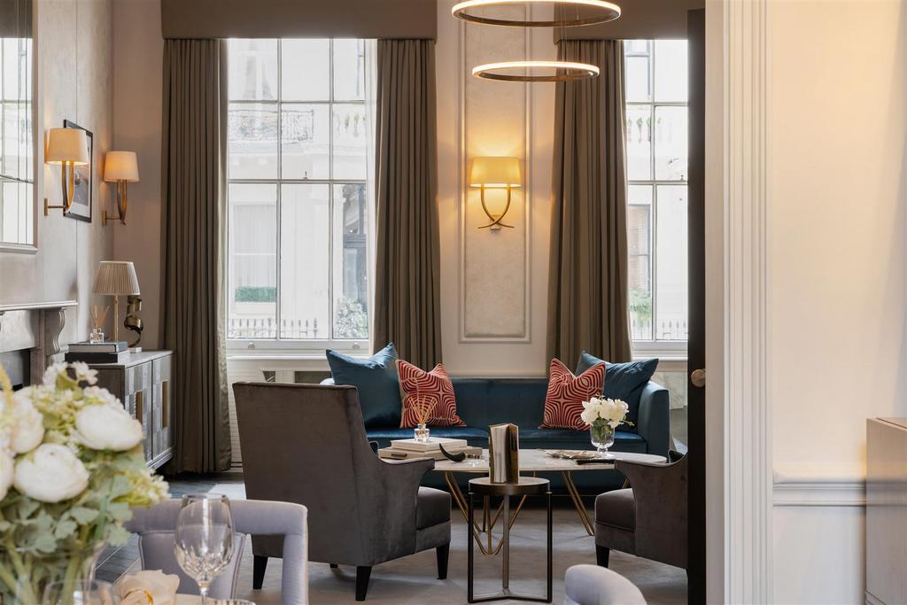 49 Eaton Place Hi-42.jpg