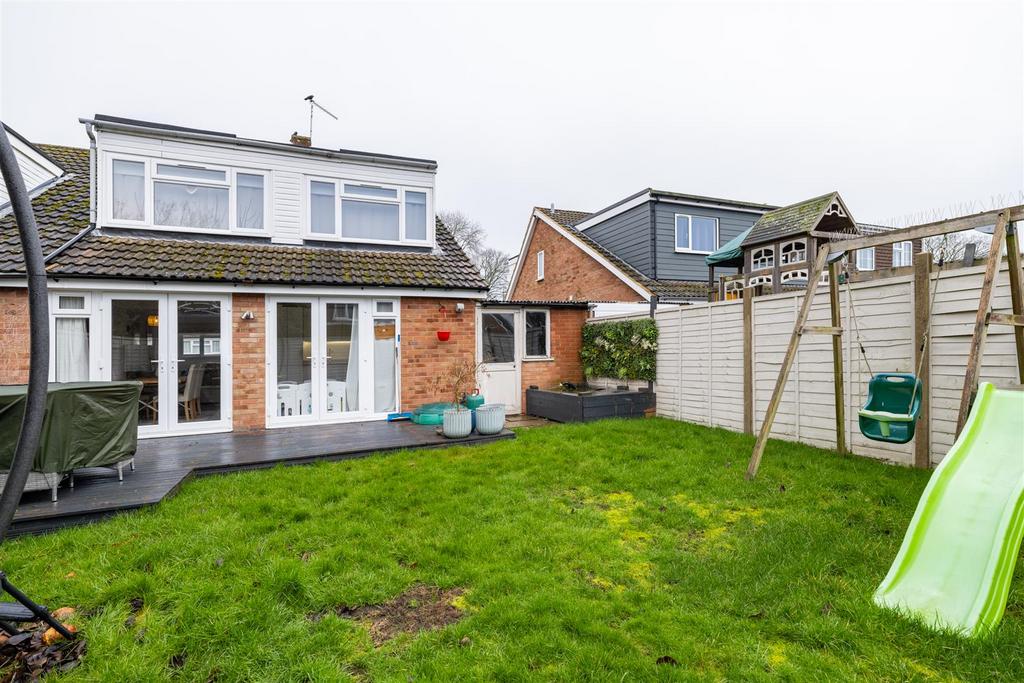 30 Walk House Close-2.jpg