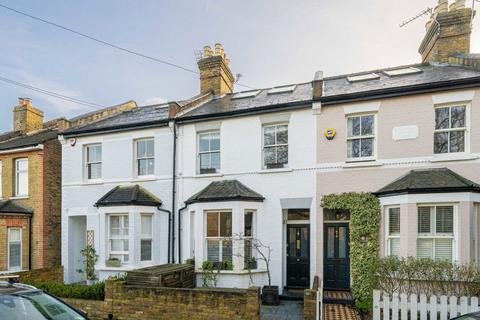 Walpole Road, Teddington TW11