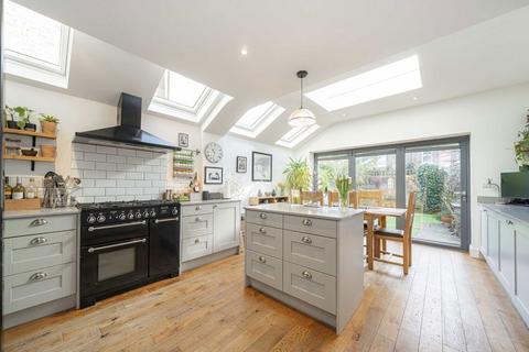 3 bedroom terraced house for sale, Walpole Road, Teddington TW11