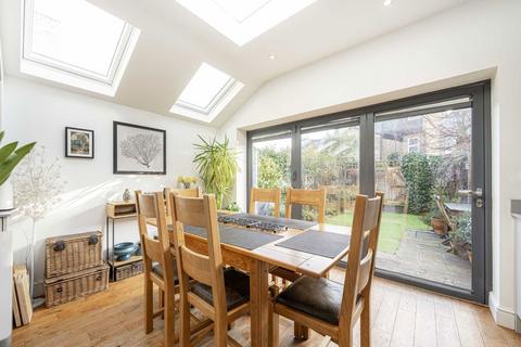3 bedroom terraced house for sale, Walpole Road, Teddington TW11