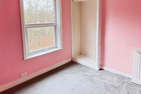 3 bedroom terraced house to rent, Arnold Street, Liversedge, West Yorkshire, WF15