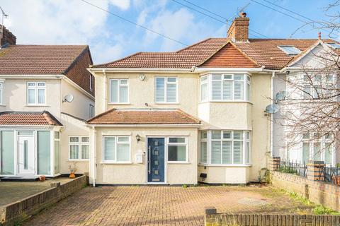 undefined, Argyle Avenue, Hounslow TW3