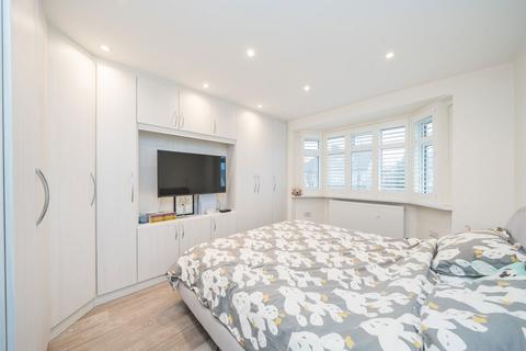 undefined, Argyle Avenue, Hounslow TW3