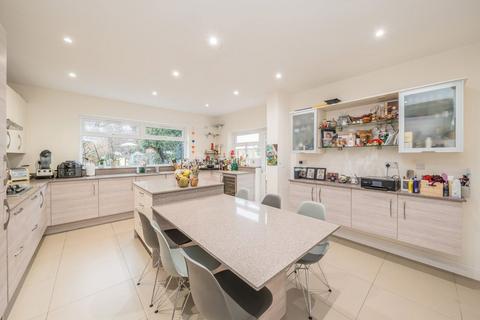 undefined, Argyle Avenue, Hounslow TW3