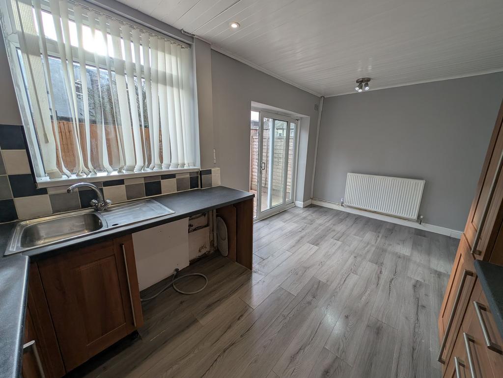 Kitchen with dining area