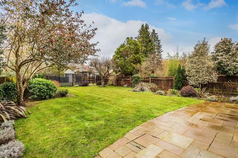 6 bedroom detached house for sale, WEST FARM AVENUE, ASHTEAD, KT21
