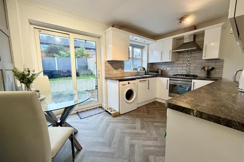 2 bedroom townhouse for sale, Pinders Green Fold, Methley, Leeds