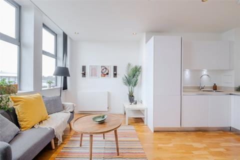 1 bedroom apartment for sale, Streatham High Road, London SW16