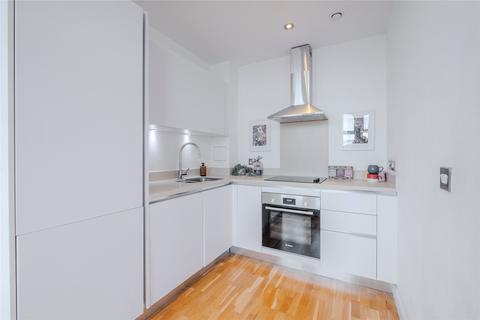 1 bedroom apartment for sale, Streatham High Road, London SW16
