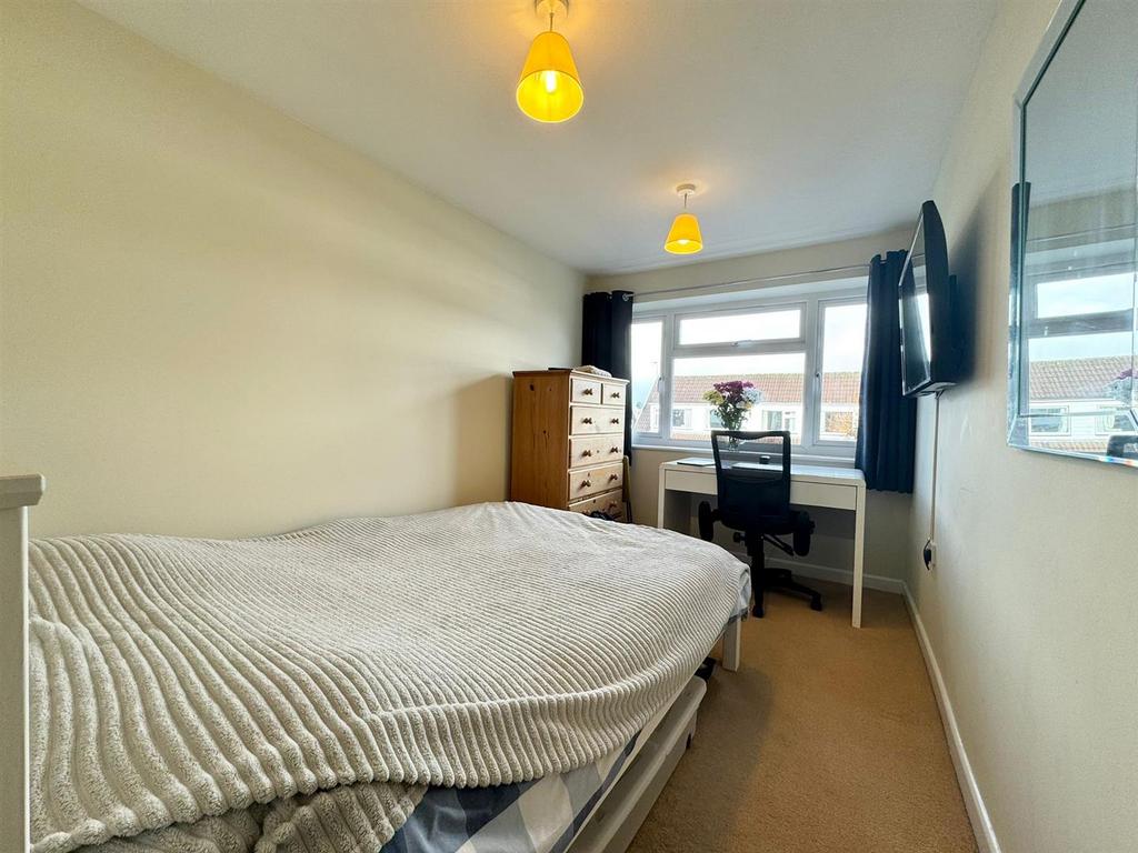 Bedroom 5/ Study