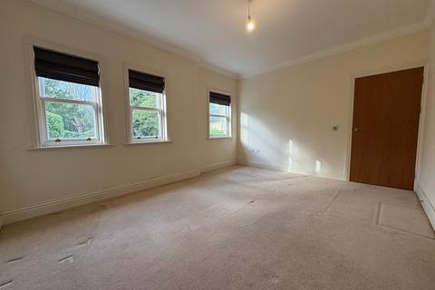 2 bedroom ground floor flat for sale, Nooklands Court, 227 Garstang Road, Preston, PR2 8XE