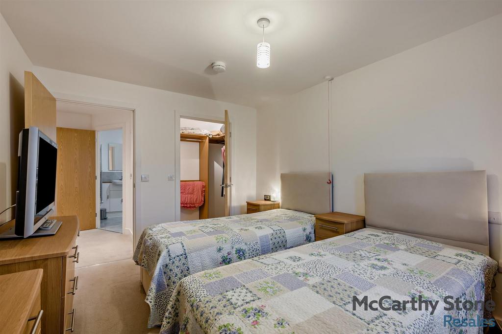 8673038-interior18-800.jpg