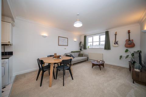 1 bedroom apartment for sale, Evans Wharf, Apsley, Hemel Hempstead, Hertfordshire, HP3 9WN