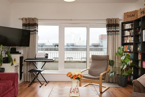 3 bedroom flat for sale, Flat 14 9  East Pilton Farm Avenue, Fettes, Edinburgh, EH5 2QW