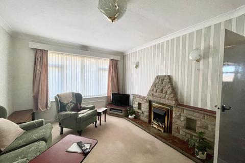 2 bedroom semi-detached bungalow for sale, Warwick Avenue, Golcar, HD7
