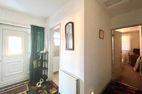 2 bedroom semi-detached bungalow for sale, Warwick Avenue, Golcar, HD7