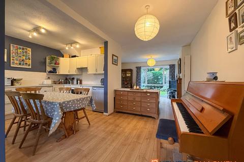 undefined, Markwick Close, Newark NG24