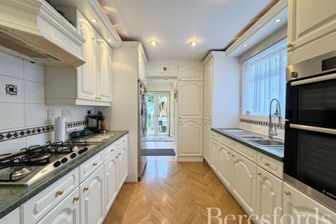 undefined, Laburnum Walk, Hornchurch, RM12