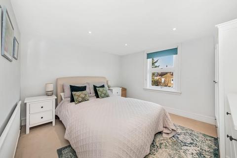 2 bedroom flat for sale, Vancouver Road, Forest Hill, London, SE23