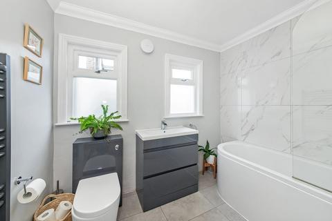 2 bedroom flat for sale, Vancouver Road, Forest Hill, London, SE23