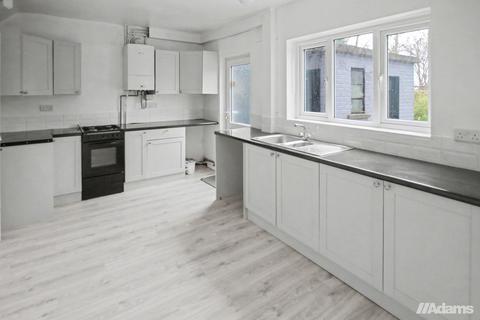 3 bedroom end of terrace house to rent, Russell Road, Runcorn, WA7 4BH