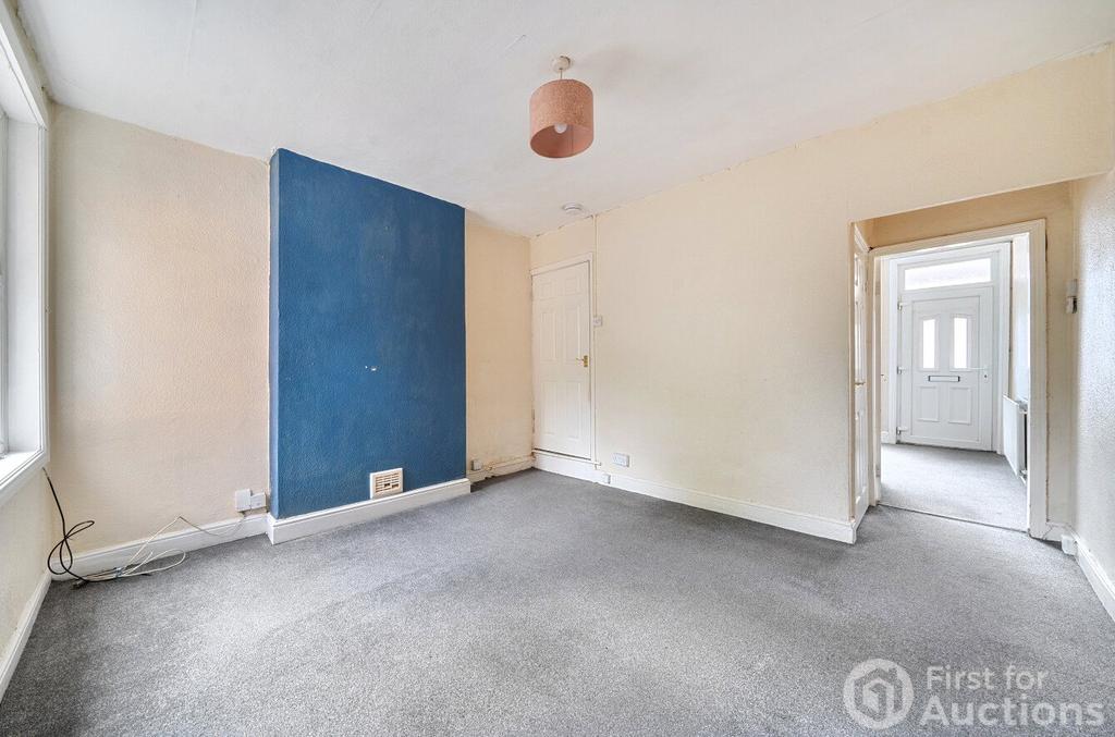House in Nottingham - View 4