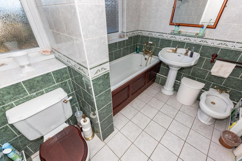 CZ0 A2972.jpg