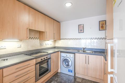 2 bedroom flat to rent, Warple Way, Acton, London, W3