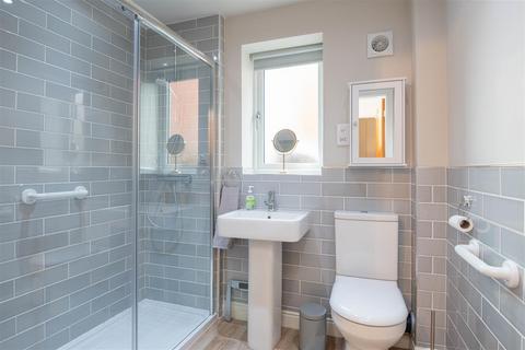 2 bedroom semi-detached bungalow for sale, Buttermere Gardens, Chorley