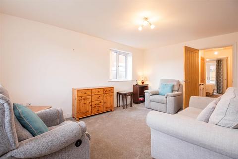 2 bedroom semi-detached bungalow for sale, Buttermere Gardens, Chorley