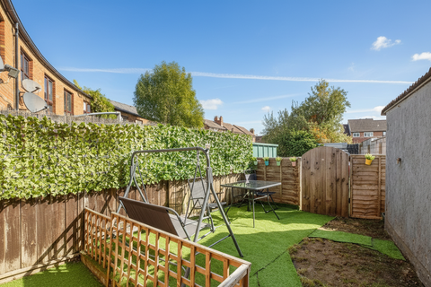 undefined, Lilian Road, London SW16