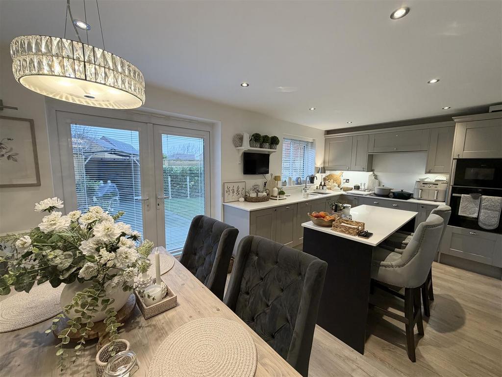 Kitchen Diner