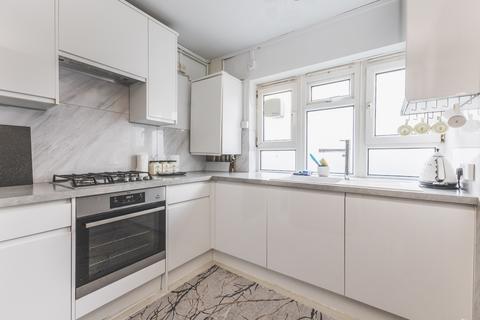 2 bedroom flat to rent, Macroom House, Macroom Road, London W9