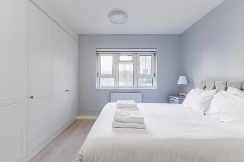 2 bedroom flat to rent, Macroom House, Macroom Road, London W9