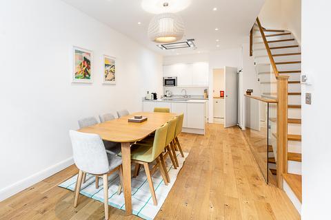 undefined, Redfield Lane, London SW5