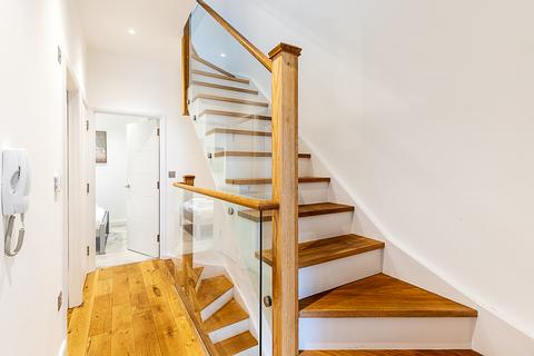 undefined, Redfield Lane, London SW5