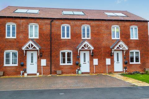 3 bedroom terraced house for sale, Wickets Way, Banbury