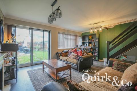 undefined, The Chilterns, Canvey Island, SS8