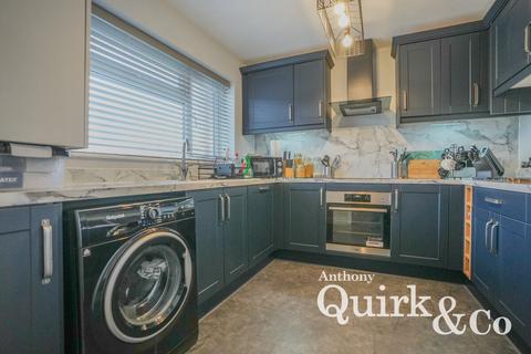 undefined, The Chilterns, Canvey Island, SS8