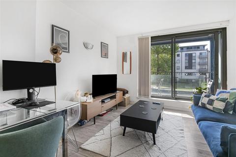 1 bedroom house to rent, Deals Gateway London