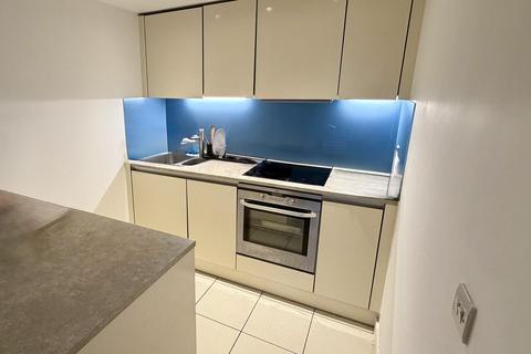 1 bedroom flat to rent, Deals Gateway London