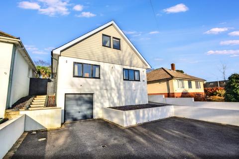 4 bedroom detached house for sale, Broadstone