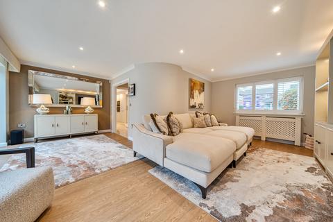 4 bedroom detached house for sale, Romsey Close, Farnborough, Orpington, Kent, BR6