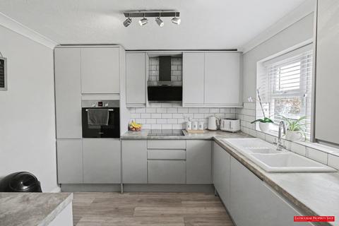3 bedroom terraced house for sale, Priory Orchard, Eastbourne BN23
