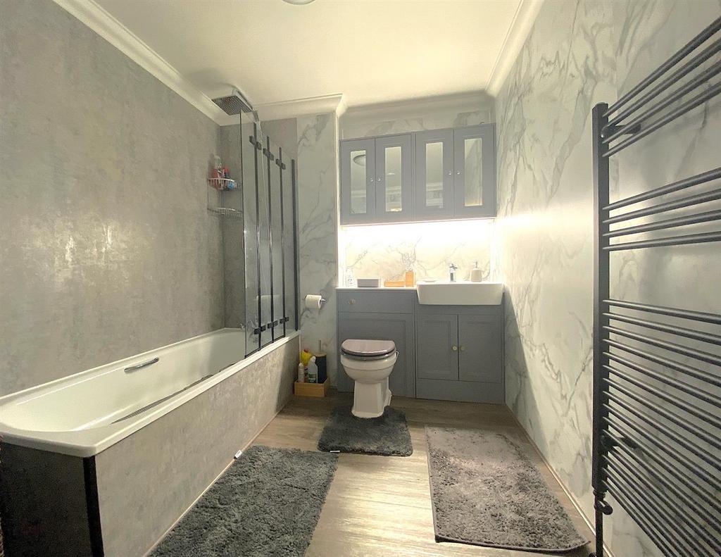 39 Compass House - Bathroom.jpg